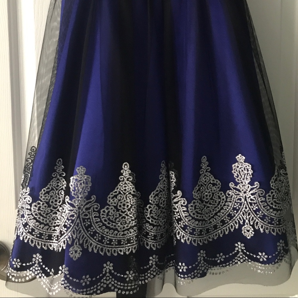 Cobalt blue dress - Picture 2 of 4